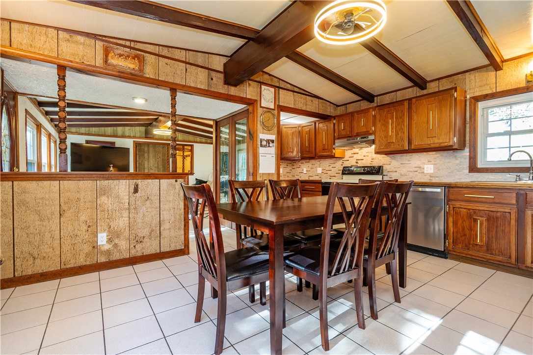 Coventry, Rhode Island 02816, United States, 4 Bedrooms Bedrooms, ,3 BathroomsBathrooms,Residential,Active,232262