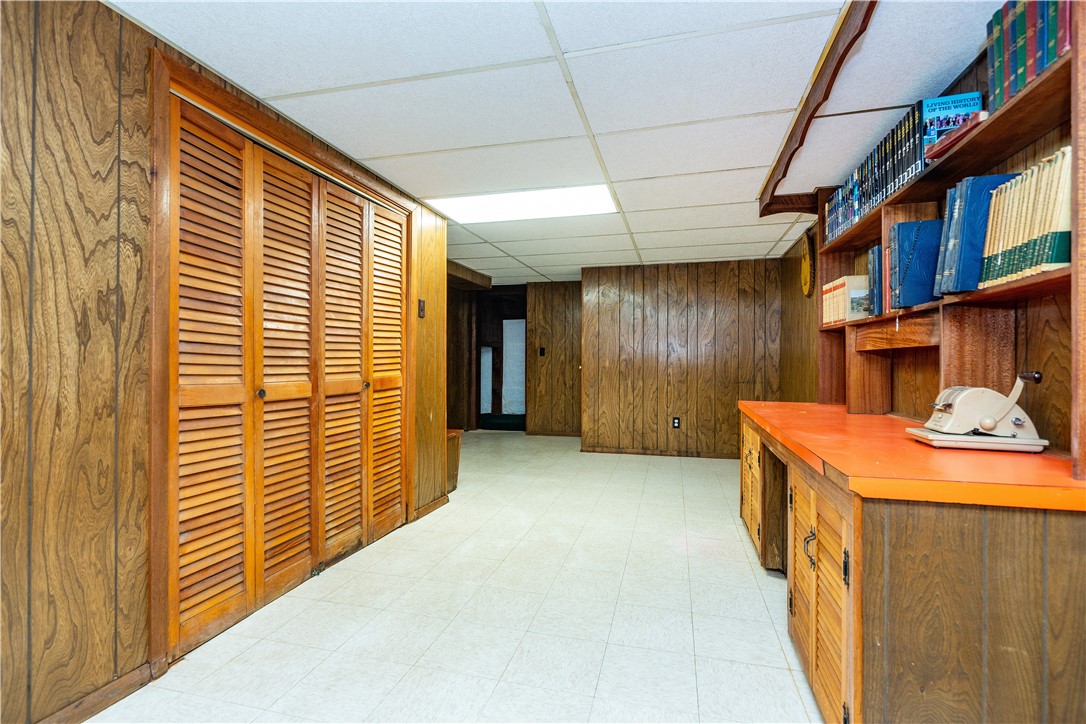 Coventry, Rhode Island 02816, United States, 4 Bedrooms Bedrooms, ,3 BathroomsBathrooms,Residential,Active,232262