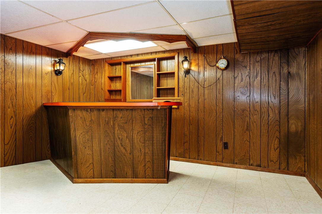 Coventry, Rhode Island 02816, United States, 4 Bedrooms Bedrooms, ,3 BathroomsBathrooms,Residential,Active,232262