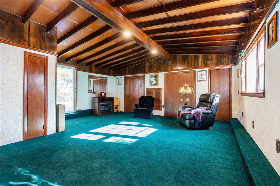 Coventry, Rhode Island 02816, United States, 4 Bedrooms Bedrooms, ,3 BathroomsBathrooms,Residential,Active,232262