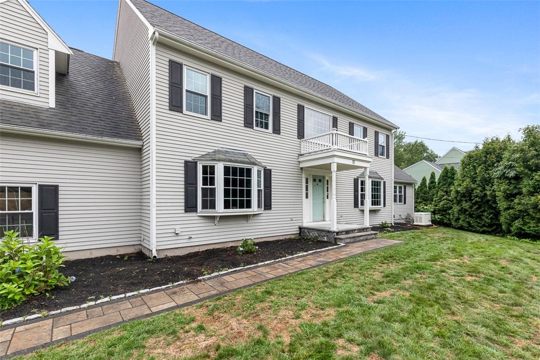 12 Frederick Lane