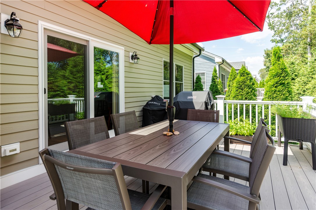 Coventry, Rhode Island 02816, United States, 2 Bedrooms Bedrooms, ,3 BathroomsBathrooms,Residential,Active,192756