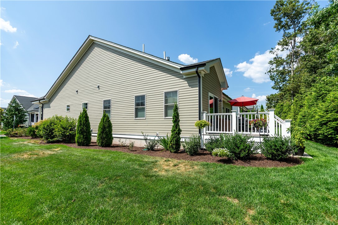 Coventry, Rhode Island 02816, United States, 2 Bedrooms Bedrooms, ,3 BathroomsBathrooms,Residential,Active,192756