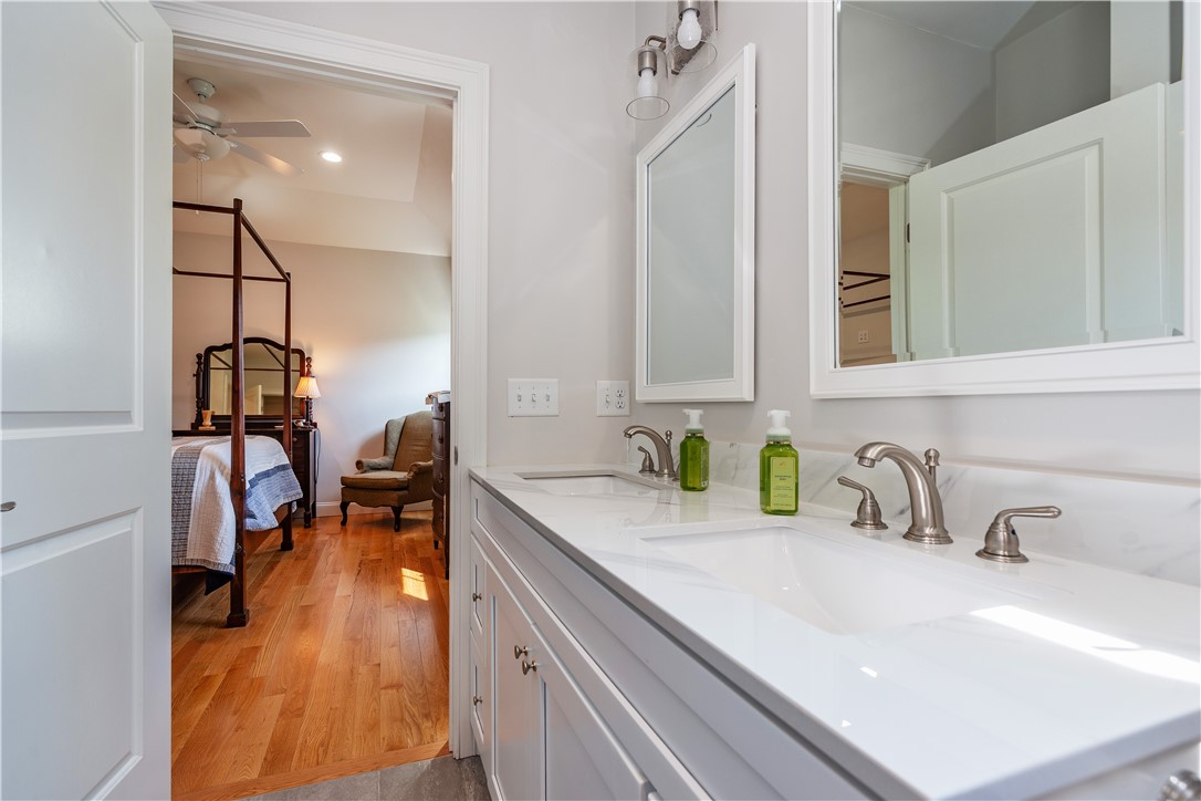 Coventry, Rhode Island 02816, United States, 2 Bedrooms Bedrooms, ,3 BathroomsBathrooms,Residential,Active,192756