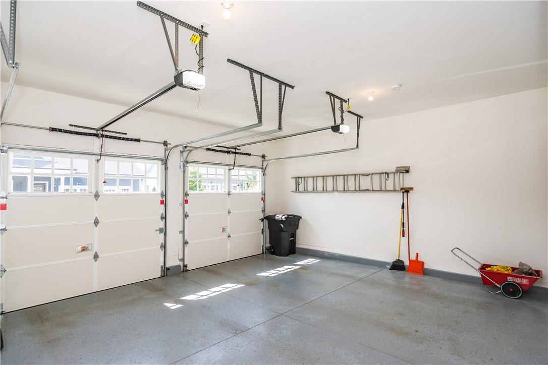 Coventry, Rhode Island 02816, United States, 2 Bedrooms Bedrooms, ,3 BathroomsBathrooms,Residential,Active,192756