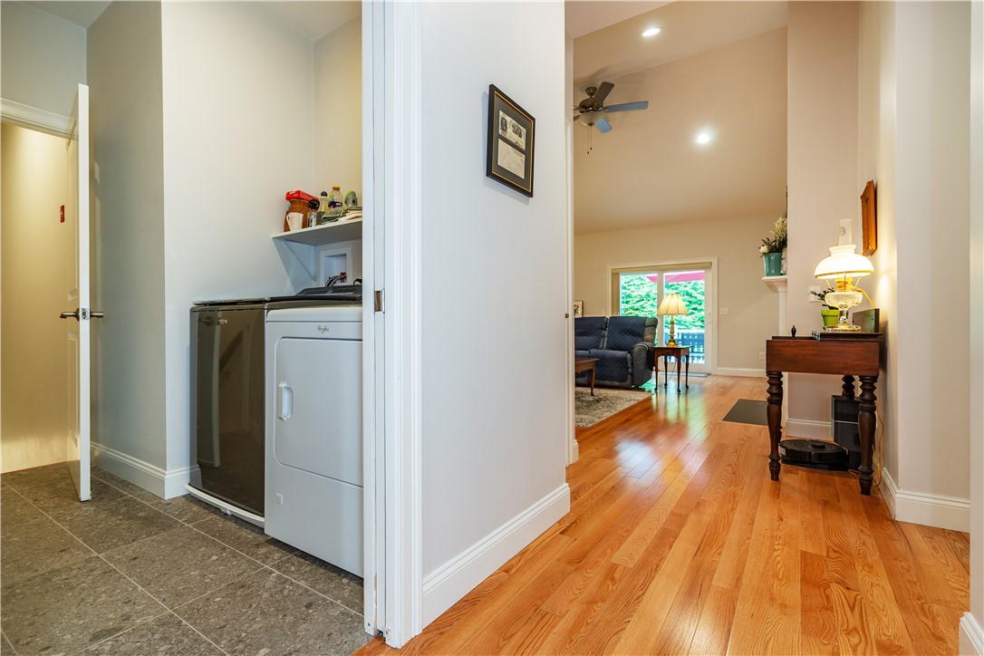 Coventry, Rhode Island 02816, United States, 2 Bedrooms Bedrooms, ,3 BathroomsBathrooms,Residential,Active,192756