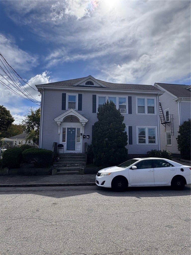 189 Vine Street