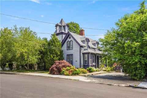 83 Summer Street Woonsocket RI 02895