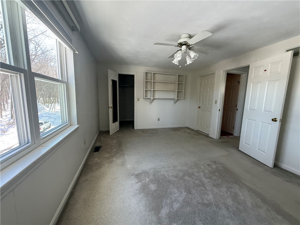 351 New London Avenue 302