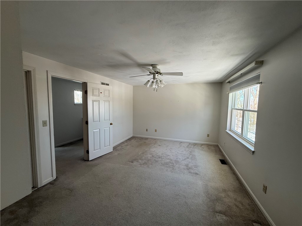 351 New London Avenue 302