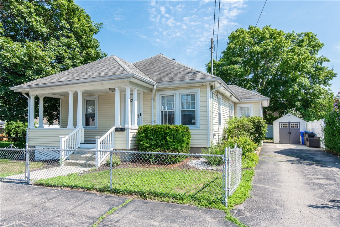 35 Bristol Avenue