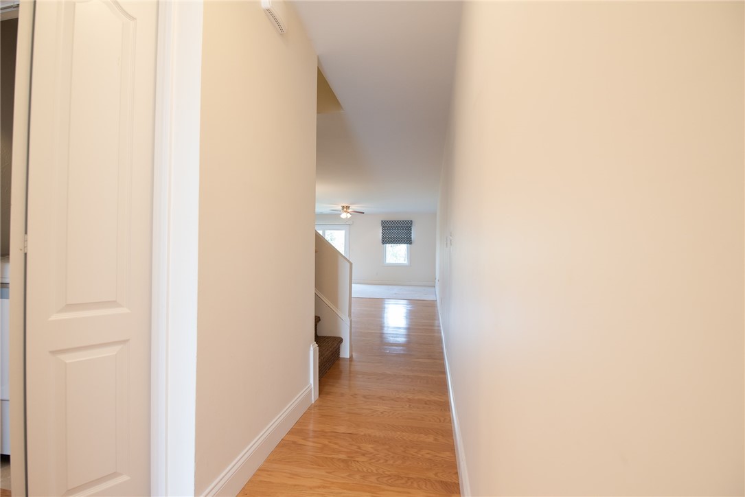 7 Gray Coach Lane 711