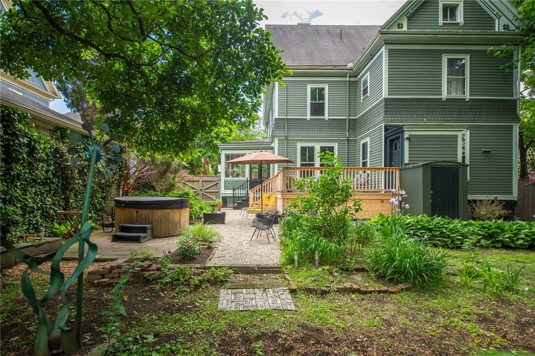 66 Halsey Street