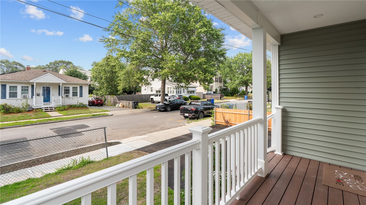 33 Riverview Avenue