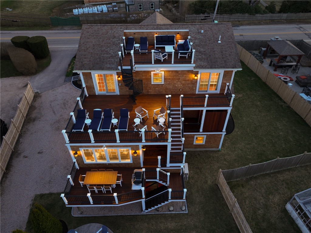 81 South Pier Road