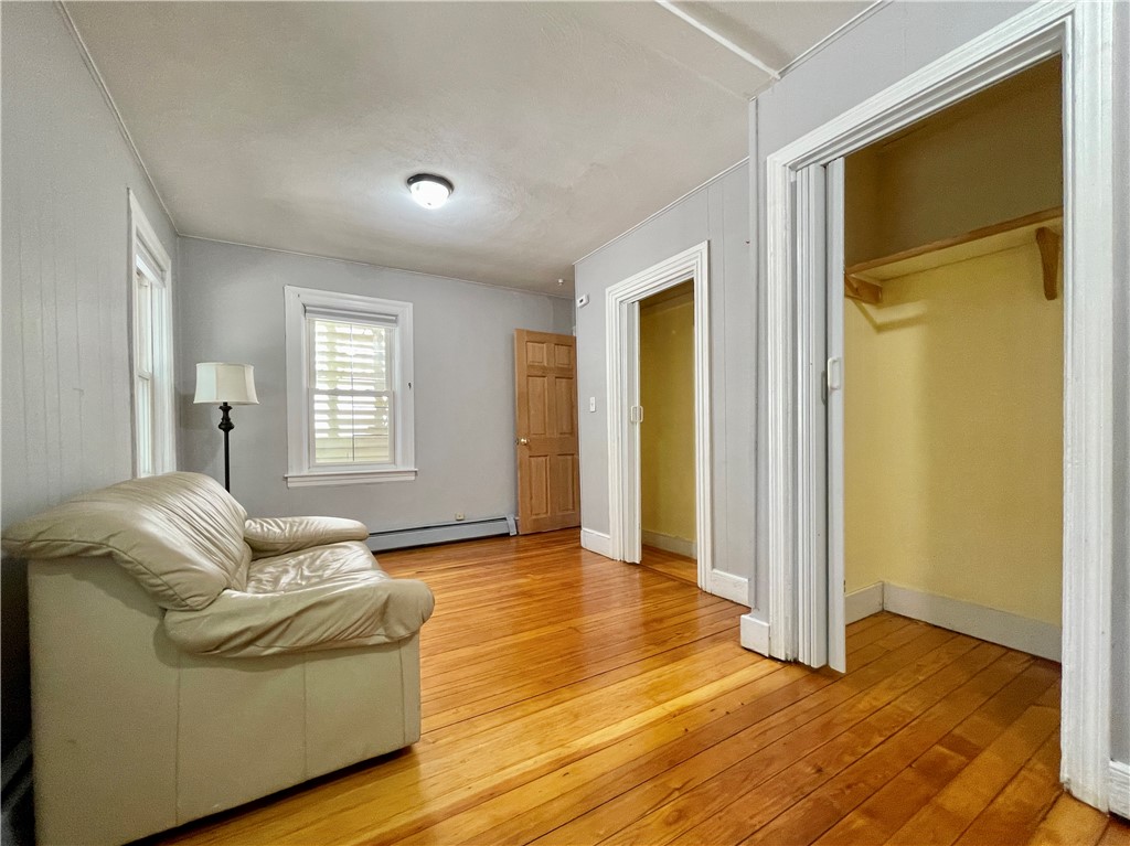 42 East Transit Street 44