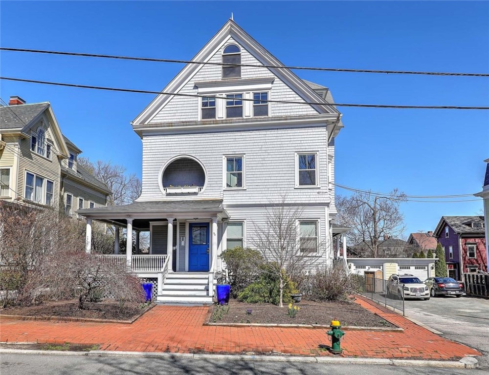 51 Arlington Avenue B