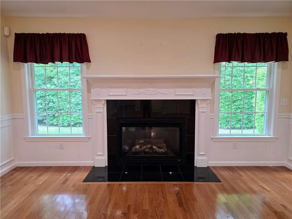19 West Glen Lane 8