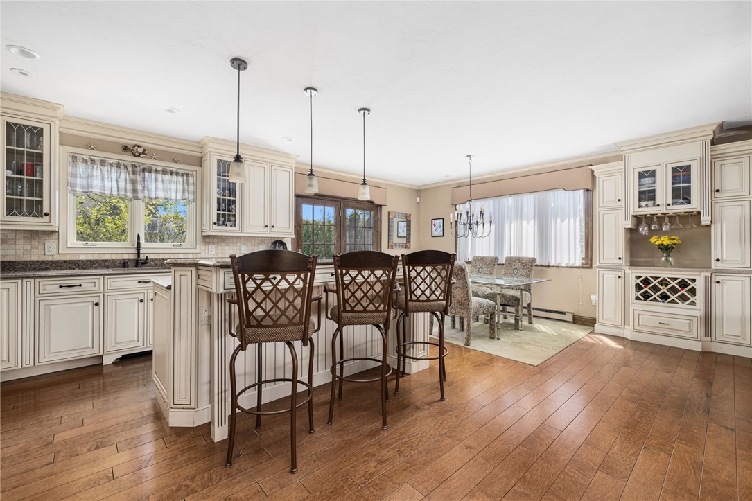 11 Renfrew Avenue