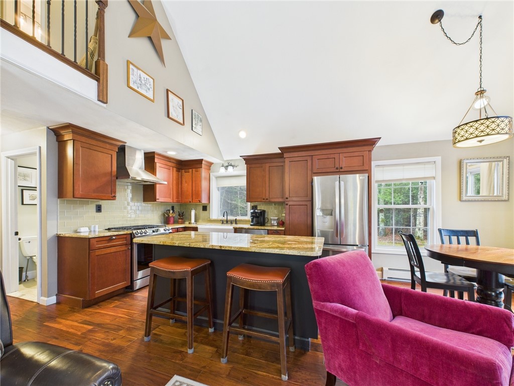 92 Black Plain Road