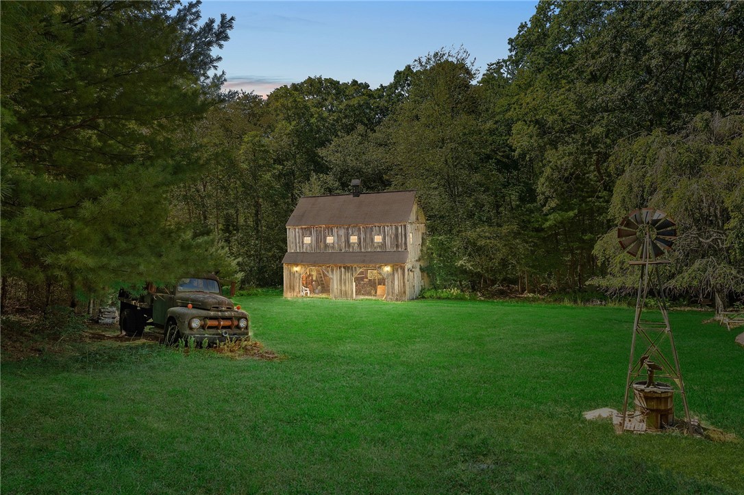 Richmond, Rhode Island 02892, United States, 3 Bedrooms Bedrooms, ,2 BathroomsBathrooms,Residential,Active,233401