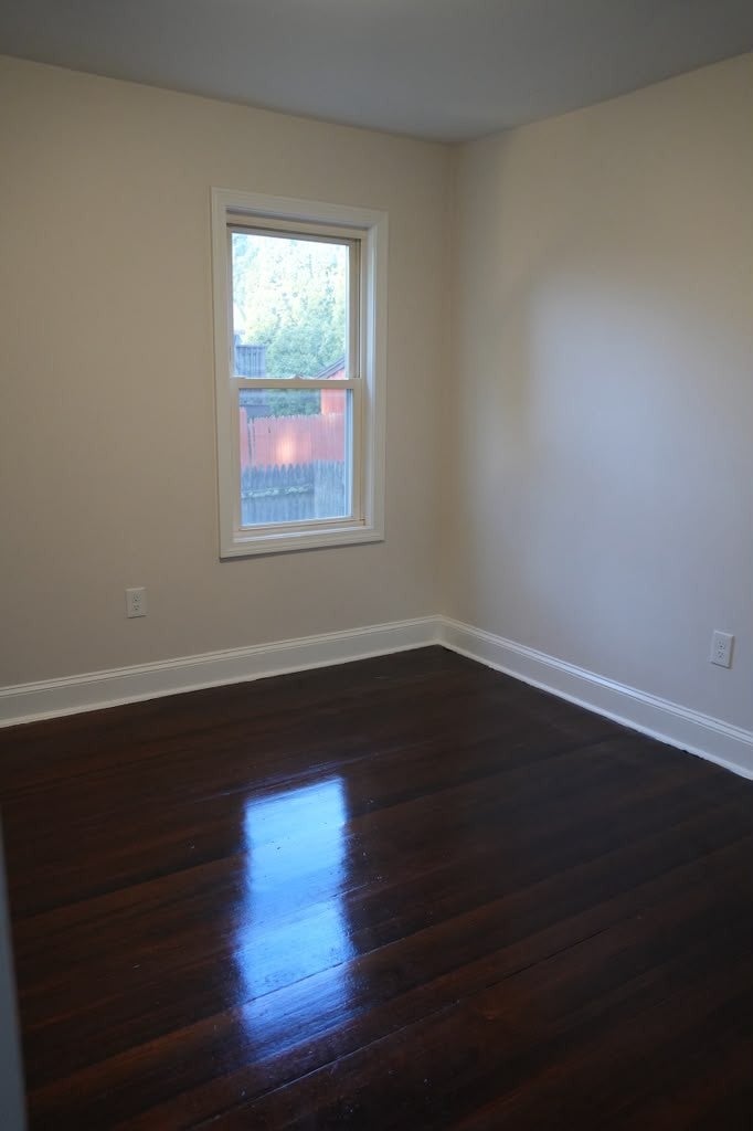 9 Vineland Avenue