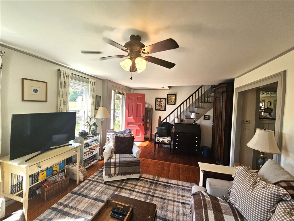187 Dye Hill Rd Road