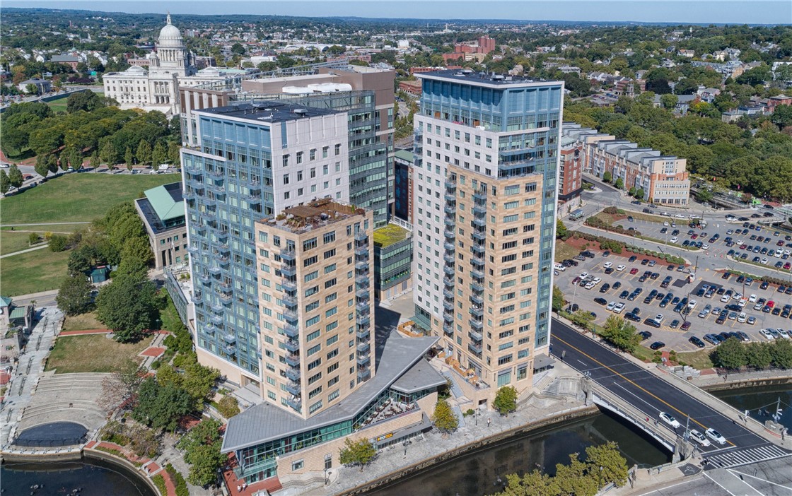 200 Exchange Street 713