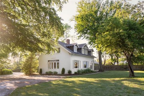 50 Cliff Avenue Newport RI 02840