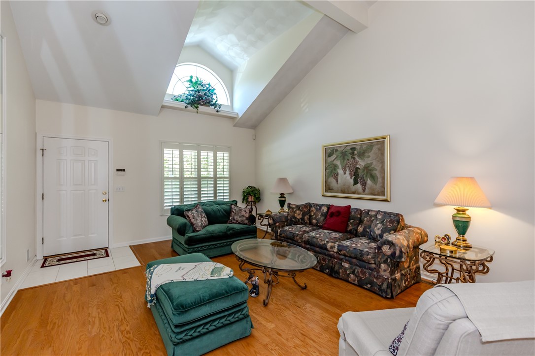 32 Orchard Meadows Drive