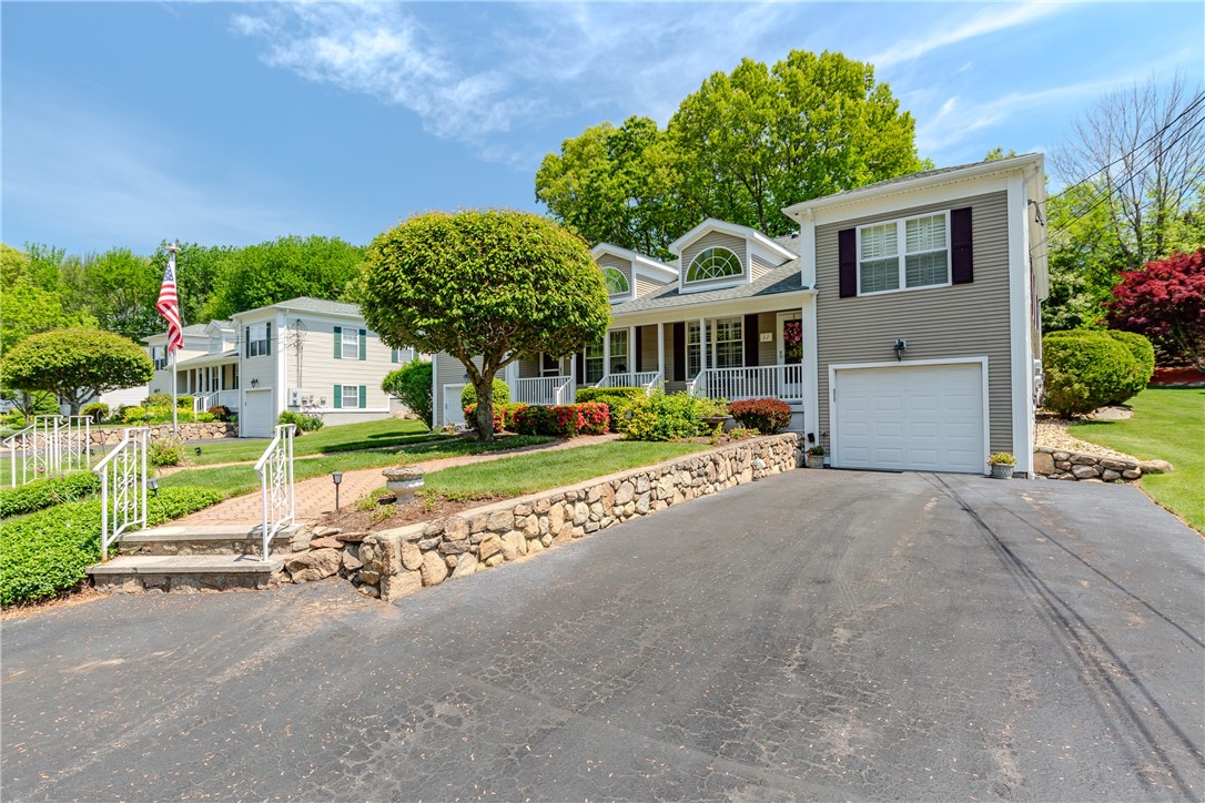 32 Orchard Meadows Drive