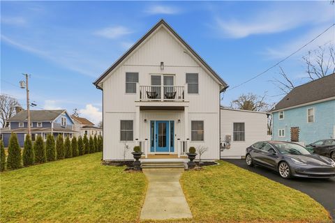 269 Bellman Avenue Warwick RI 02889