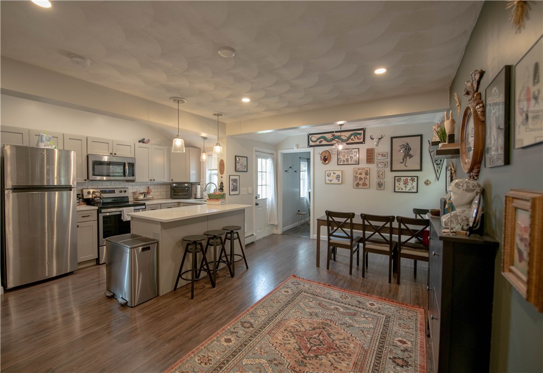 13 South Brookside Avenue