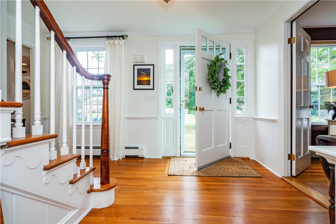 North Kingstown, Rhode Island 02852, United States, 4 Bedrooms Bedrooms, ,4 BathroomsBathrooms,Residential,Active,174927