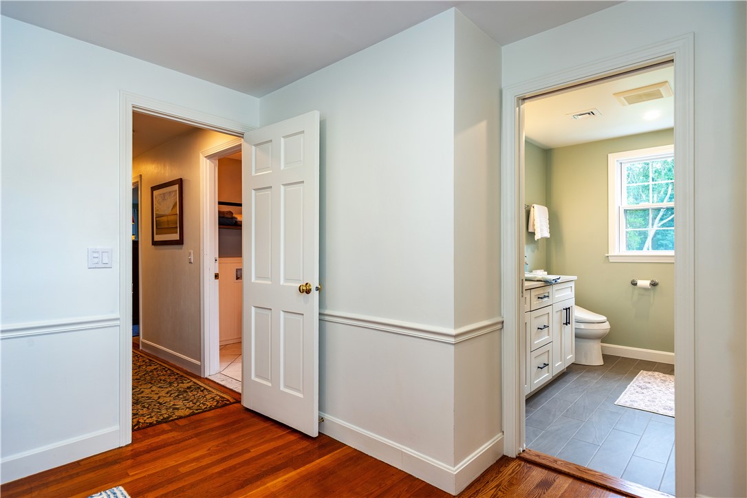 North Kingstown, Rhode Island 02852, United States, 4 Bedrooms Bedrooms, ,4 BathroomsBathrooms,Residential,Active,174927