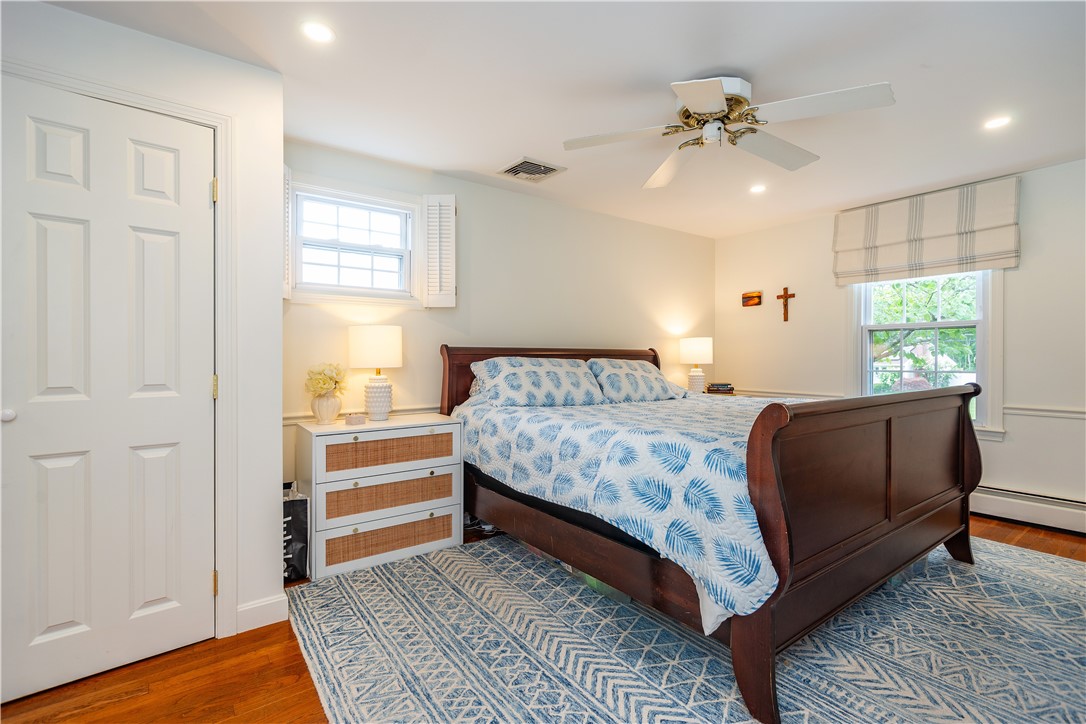 North Kingstown, Rhode Island 02852, United States, 4 Bedrooms Bedrooms, ,4 BathroomsBathrooms,Residential,Active,174927