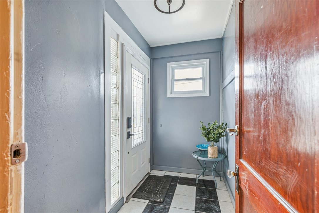 300 Farmington Avenue