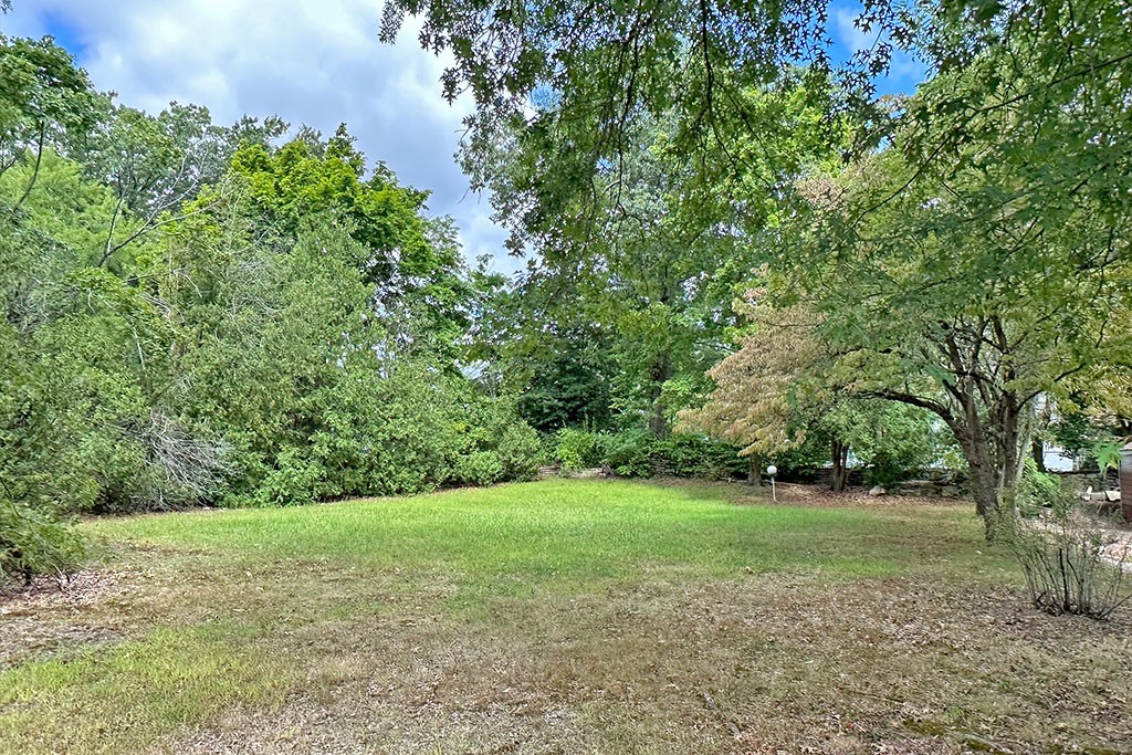 262 B Blackstone Boulevard