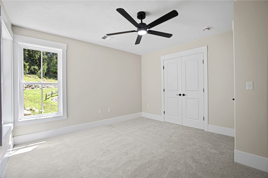 15 Tuscan Ct, Cumberland, RI, 02864, USA, 4 Bedrooms Bedrooms, ,4 BathroomsBathrooms,Residential,Active,15 Tuscan Ct,1418913