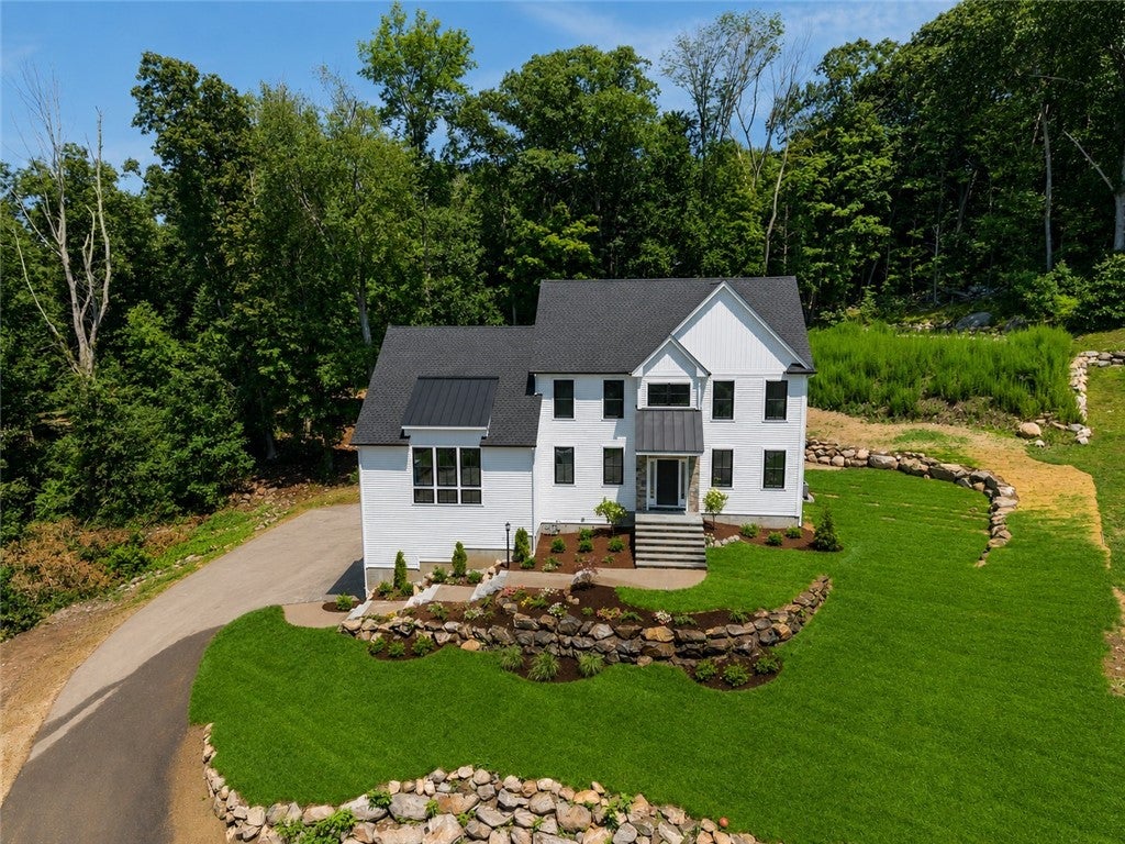 15 Tuscan Court