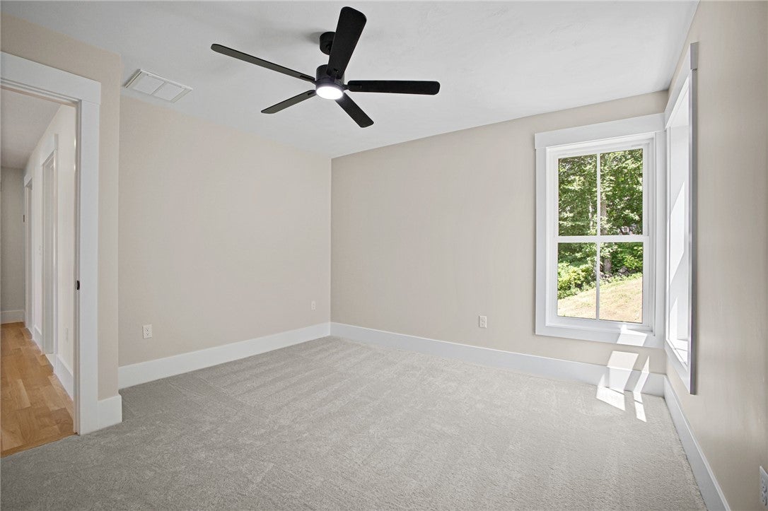 15 Tuscan Ct, Cumberland, RI, 02864, USA, 4 Bedrooms Bedrooms, ,4 BathroomsBathrooms,Residential,Active,15 Tuscan Ct,1418913