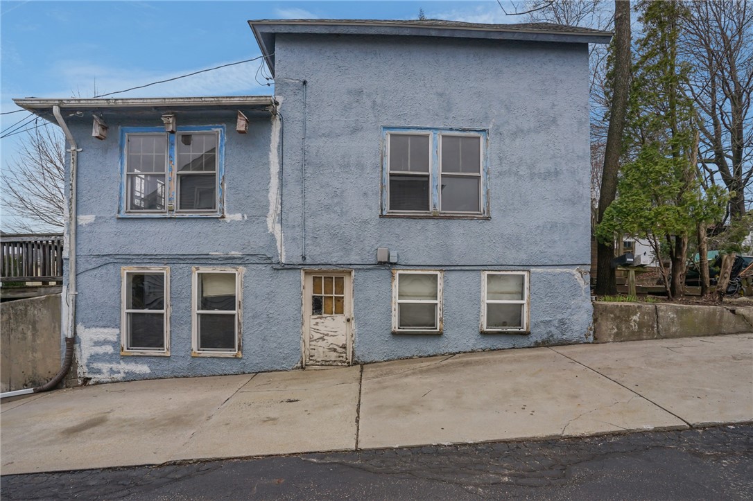 7 Shippee Avenue