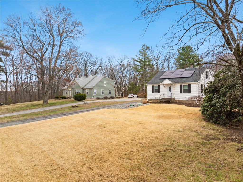 11 Sayles Hill Road