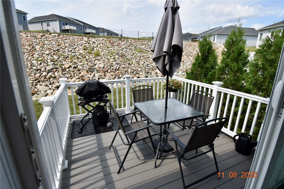 107 Old River Road 86