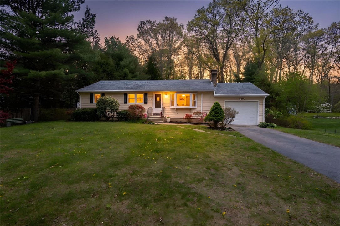 352 Lafayette Road