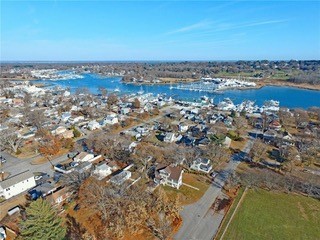 Warwick, Rhode Island 02889, United States, 3 Bedrooms Bedrooms, ,3 BathroomsBathrooms,Residential,Pending,15355