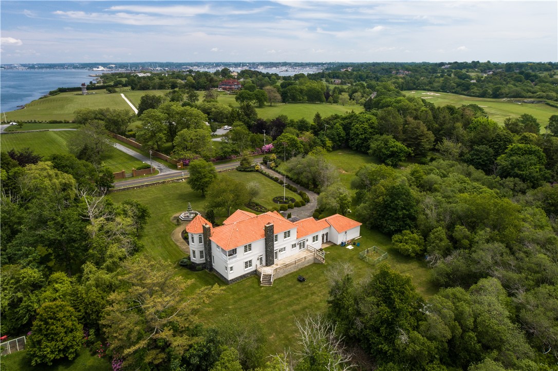 10 Ridge Road