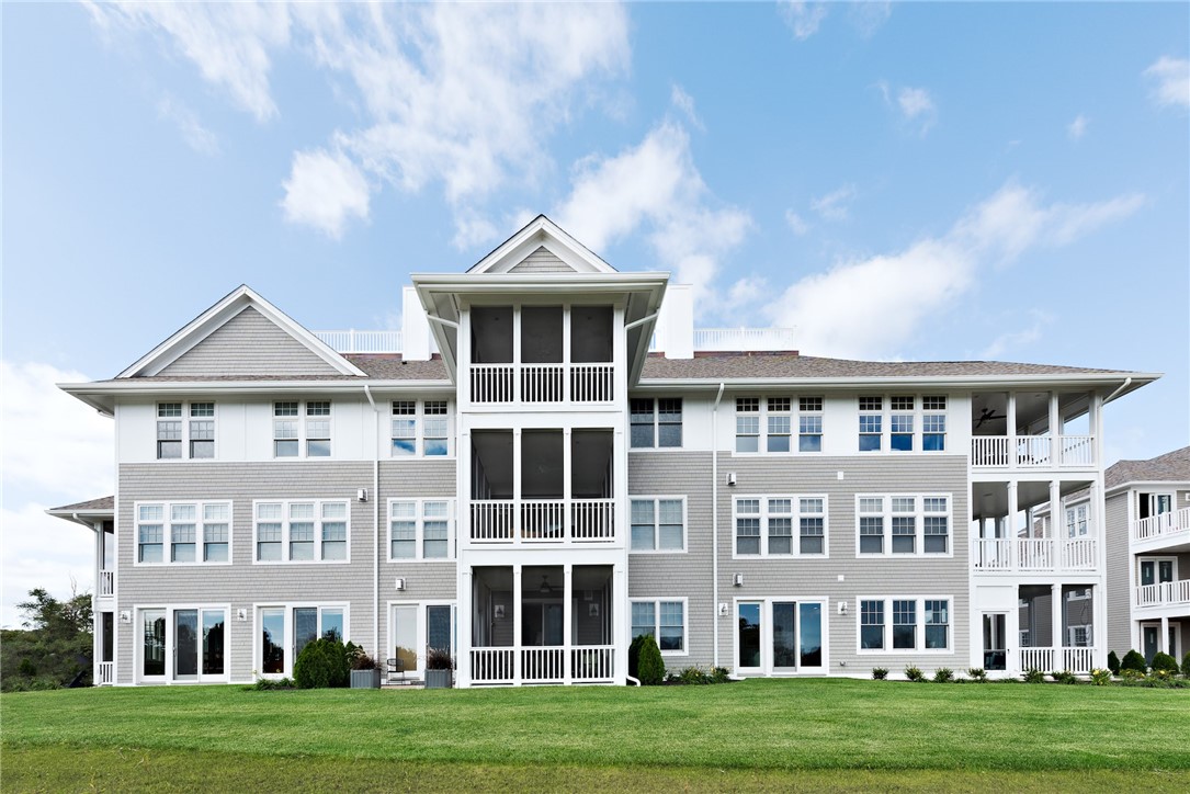 9 Compass Way 203