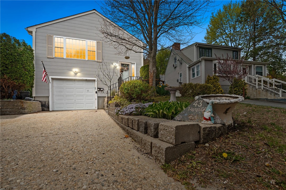 43 Royal Avenue