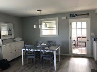 Narragansett, Rhode Island 02882, United States, 2 Bedrooms Bedrooms, ,1 BathroomBathrooms,Residential,Active,181797